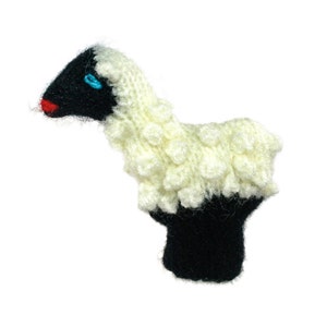Sheep finger puppet theater for children and babies to play and learn by knitting wool
