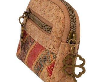 Vegan mini cork bag with boho pattern & lucky clover pendant – sustainable, stylish and perfect for on the go