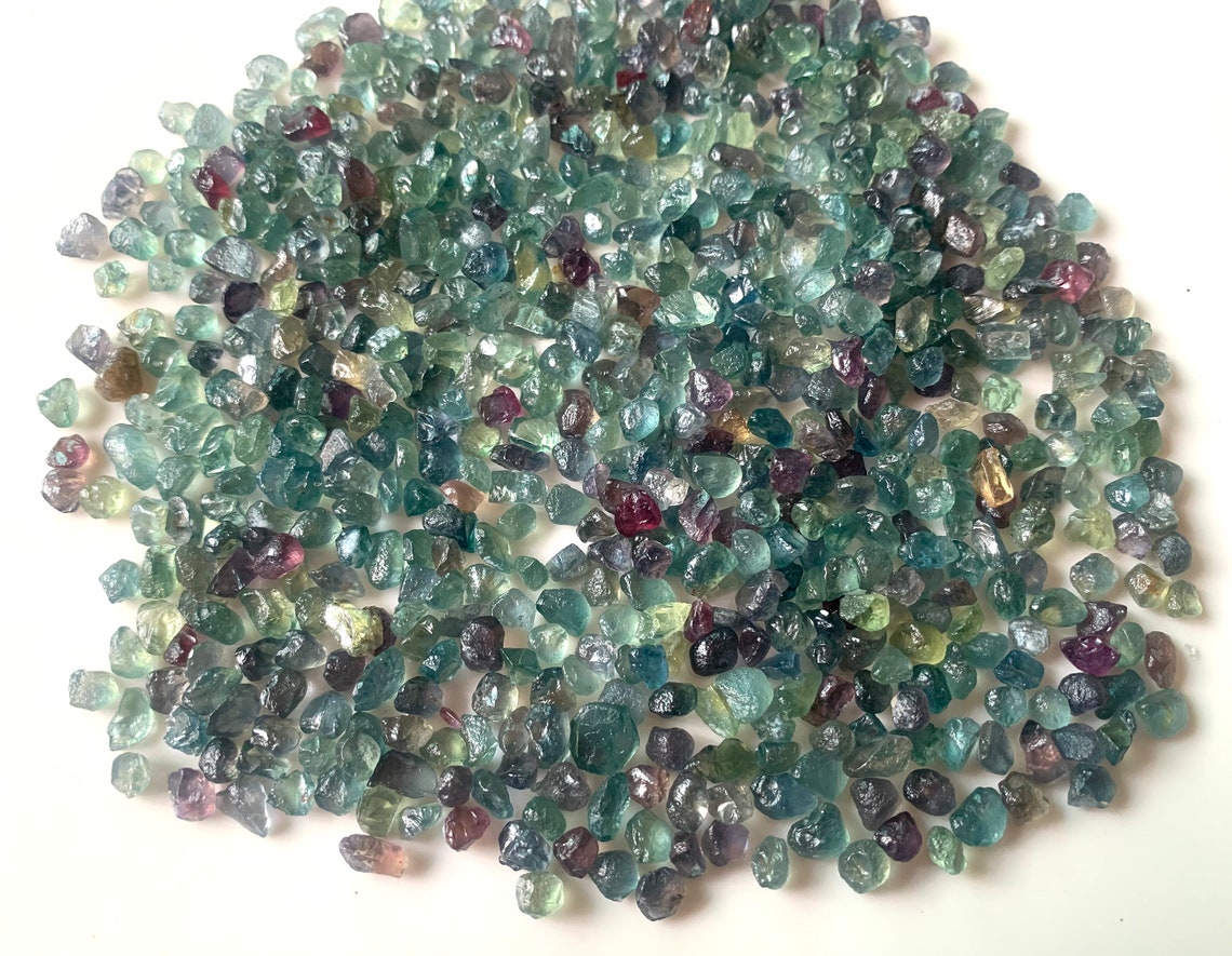 Rare Green Sapphire Raw Gemstone 3 to 6mm Genuine Green | Etsy