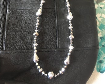 SILVER METALLIC NECKLACE with silver plated magnetic clasp