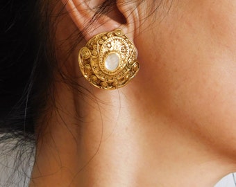 80s Gold Plated Clip Earrings/Vintage Saphiro Paris/French Vintage/Vintage Moonstone Earrings