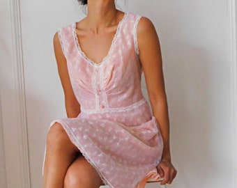 50s Lingerie Dress/Pink Salmon Night wear/ Dentelle Nightgown/Vintage Slip Dress/Pin up Dress/French Vintage