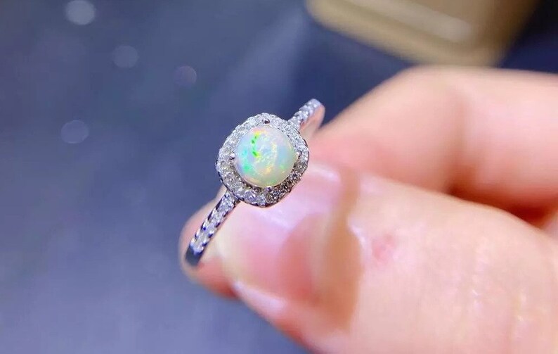 Fire Opal Ring Beautiful Opal Ring Dainty Opal Ring Opal Statement Ring Opal Jewelry Opal Gemstone Silver Ring With Natural Opal