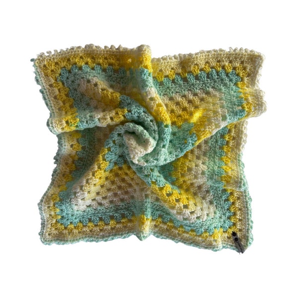 Nana’s Granny Square Grab ‘n Go