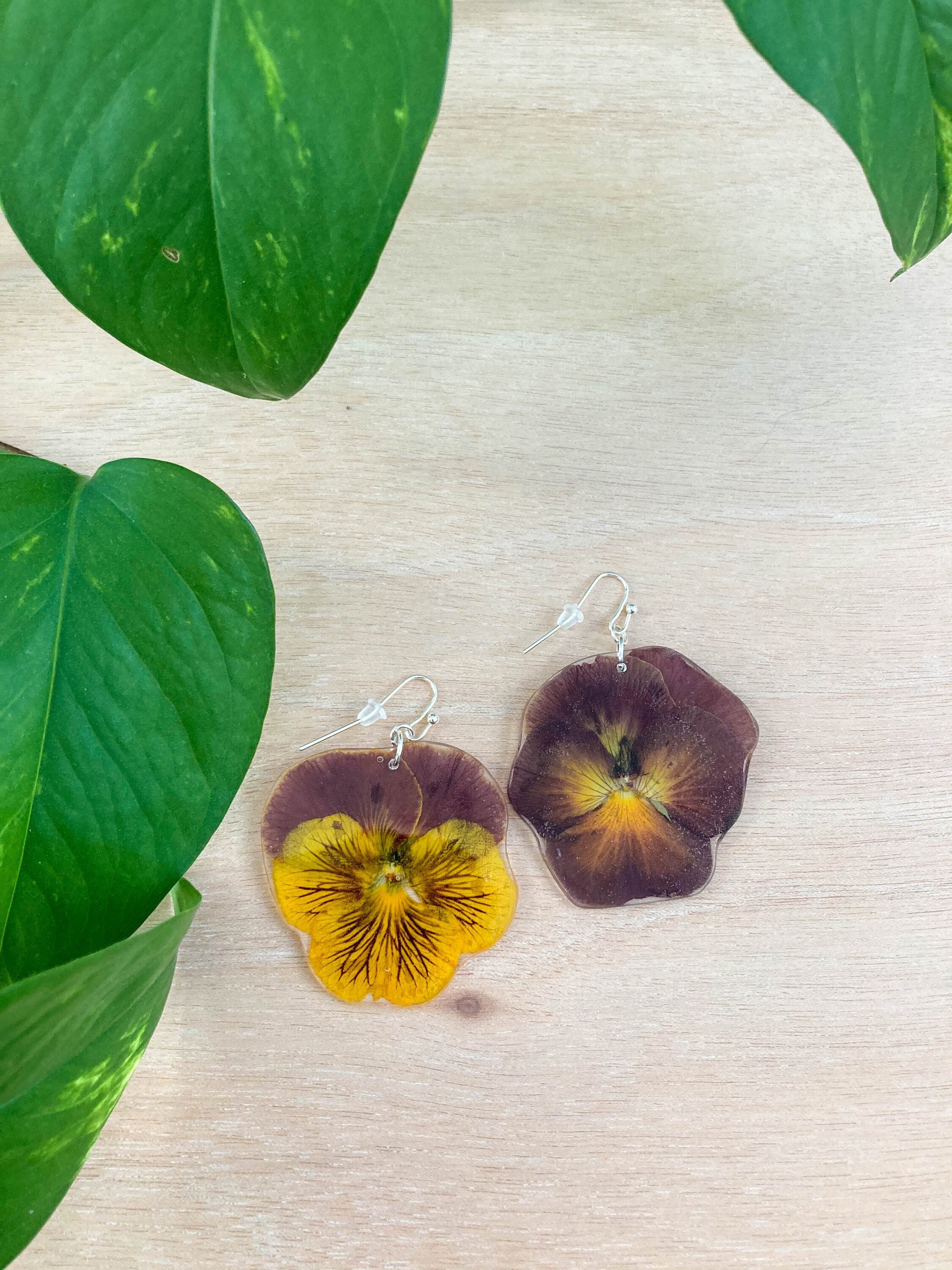 Lila & gelb Stiefmütterchen gepresste Blume Ohrringe | Etsy