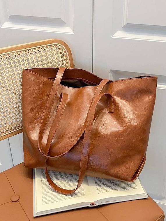 Minimalist Leather Tote Bag