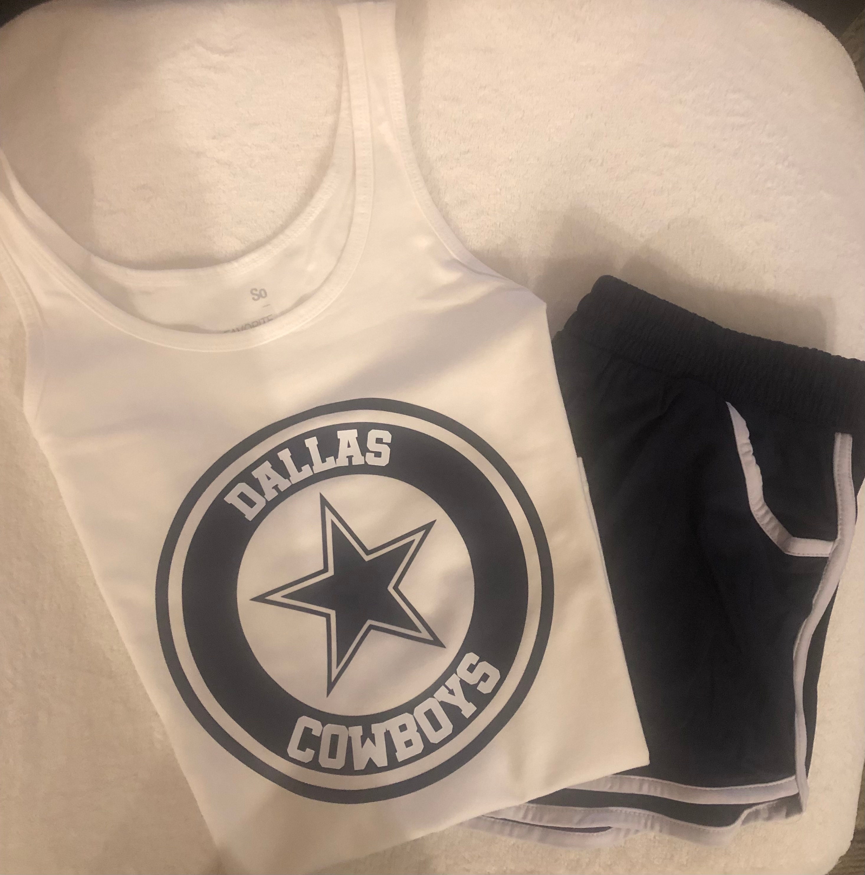 Dallas Cowboys® Milky Silk™ Crop Tee ✭