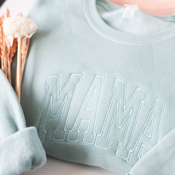Vintage Quilt MAMA Sweatshirt - White main image 0