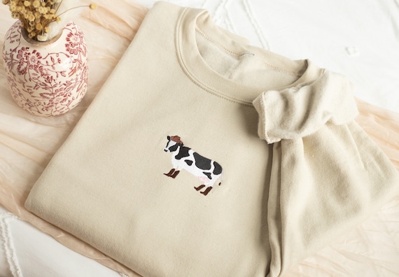 【I Need You Baby】Random Embroidery Sweat Embroidered Cow in Boots Sweatshirt, Embroidered Cow Heart