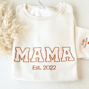 Custom Embroidered Crewneck, Sleeve Mama Grammy Embroidered Crew, Embroidered Mom mama Grandmother Sweatshirt with Kids Names CMC250C X