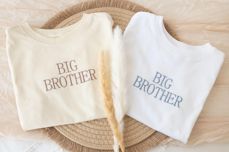 Camiseta bordada de "Hermano Mayor" para niño pequeño, camiseta para niño pequeño, anuncio de embarazo imagen 5