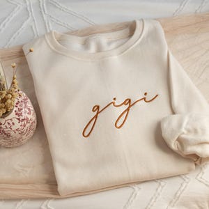 Gifts for Gigi, Gifts for Mama Gigi Mimi Granny Grammy Meme Mema Memaw Mawmaw Mamaw Sweatshirt MMC196C X