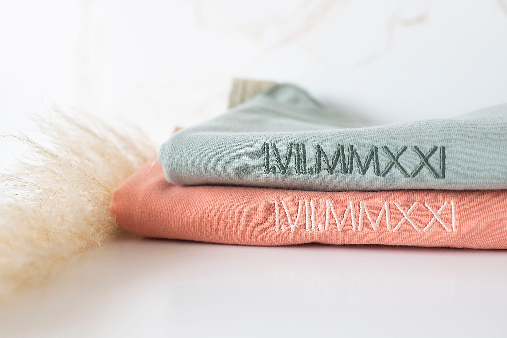 T-shirt brodé en chiffres romains, cadeaux personnalisés pour couples, t-shirt en chiffres romains brodés, cadeaux d'anniversaire pour couples, ROP97C X