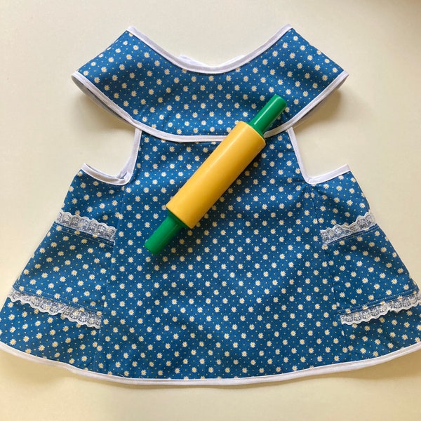 Kids Apron, Vintage Inspired Kids Apron, Toddler Apron, Retro Pattern Apron, Kids Gift, Photo Prop, Girl Apron