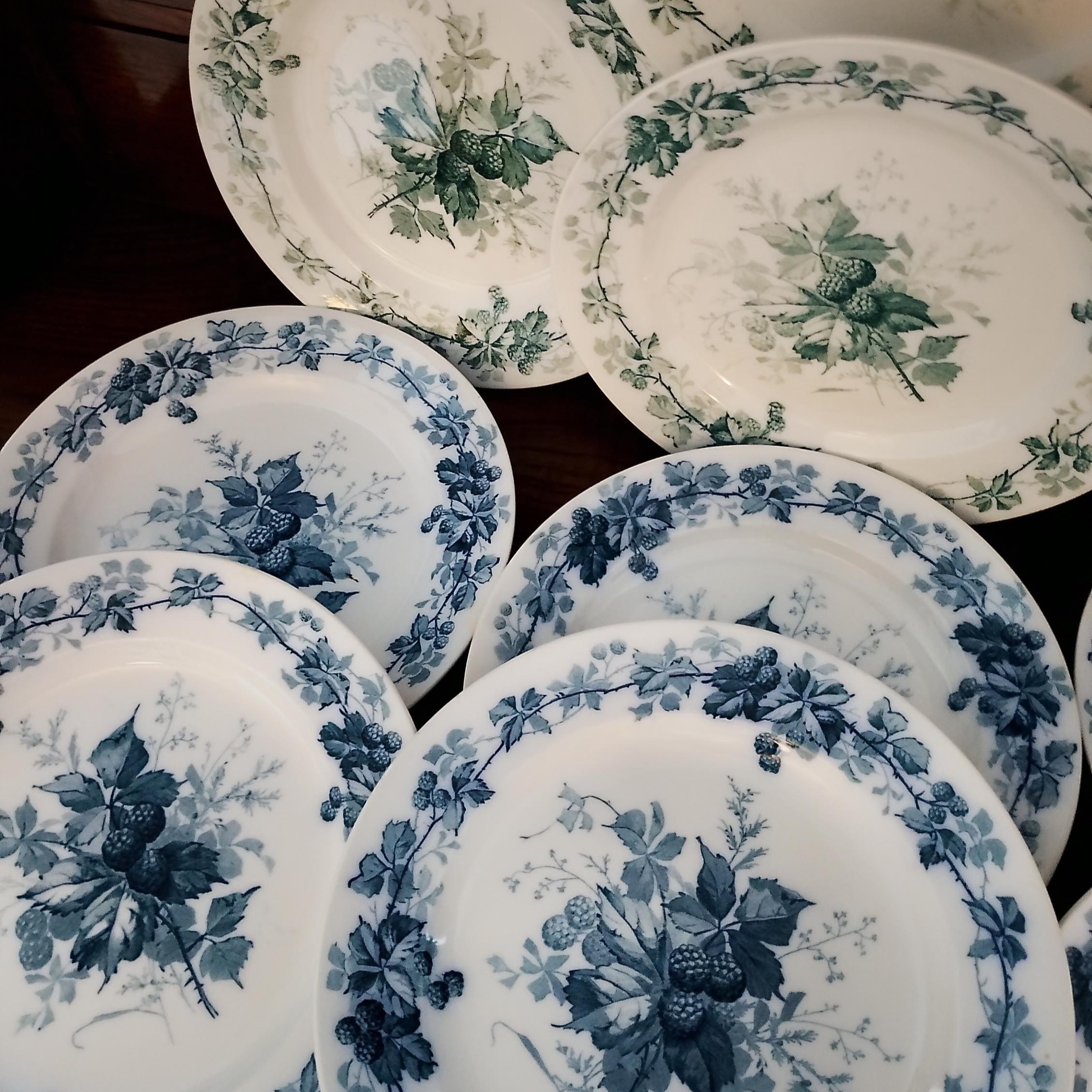 ドイツ　Villeroy boch ヴィンテージ　チューリップ　オーバル SOLDOUT-ドイツ 20s Villeroy & Boch(ビレロイ＆ボッホ) 青い花