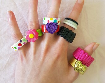 Fancy rings chunky Y2K "polymerclay/fimo paste/polymer paste" smiley