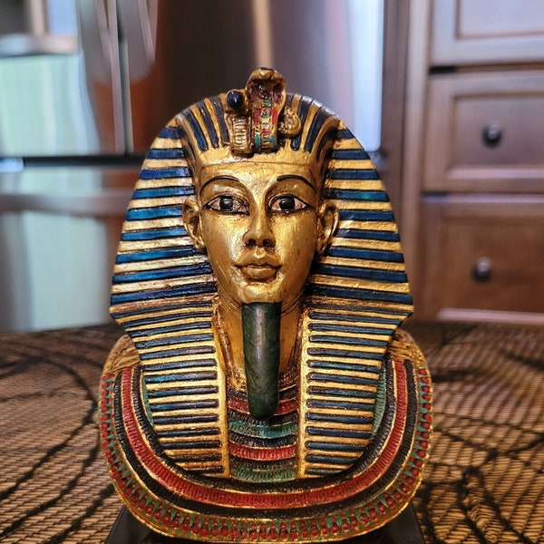 Vintage Bust of Tutankhamun's Mask/ Egyptian Pharaoh/ Replica of Egyptian Artifact/ 1978/ Halloween Egyptian Décor/ Egyptian Death Mask