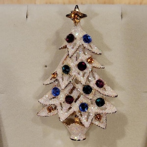 Eisenberg Tree Pin - Etsy