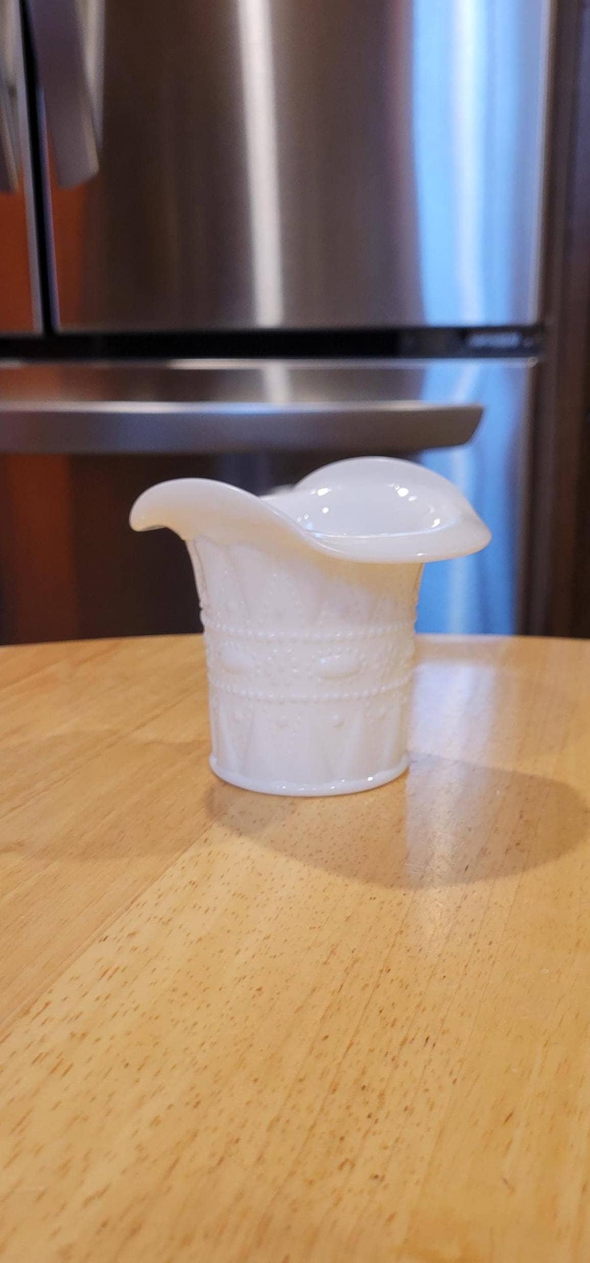 Vintage/ Lace & Dewdrop Pattern Or Beaded Jewel Pattern Small Basket Vase Milk Glass Vase/ Circa 1946/ Kemple Glass Co Kenova West Virginia