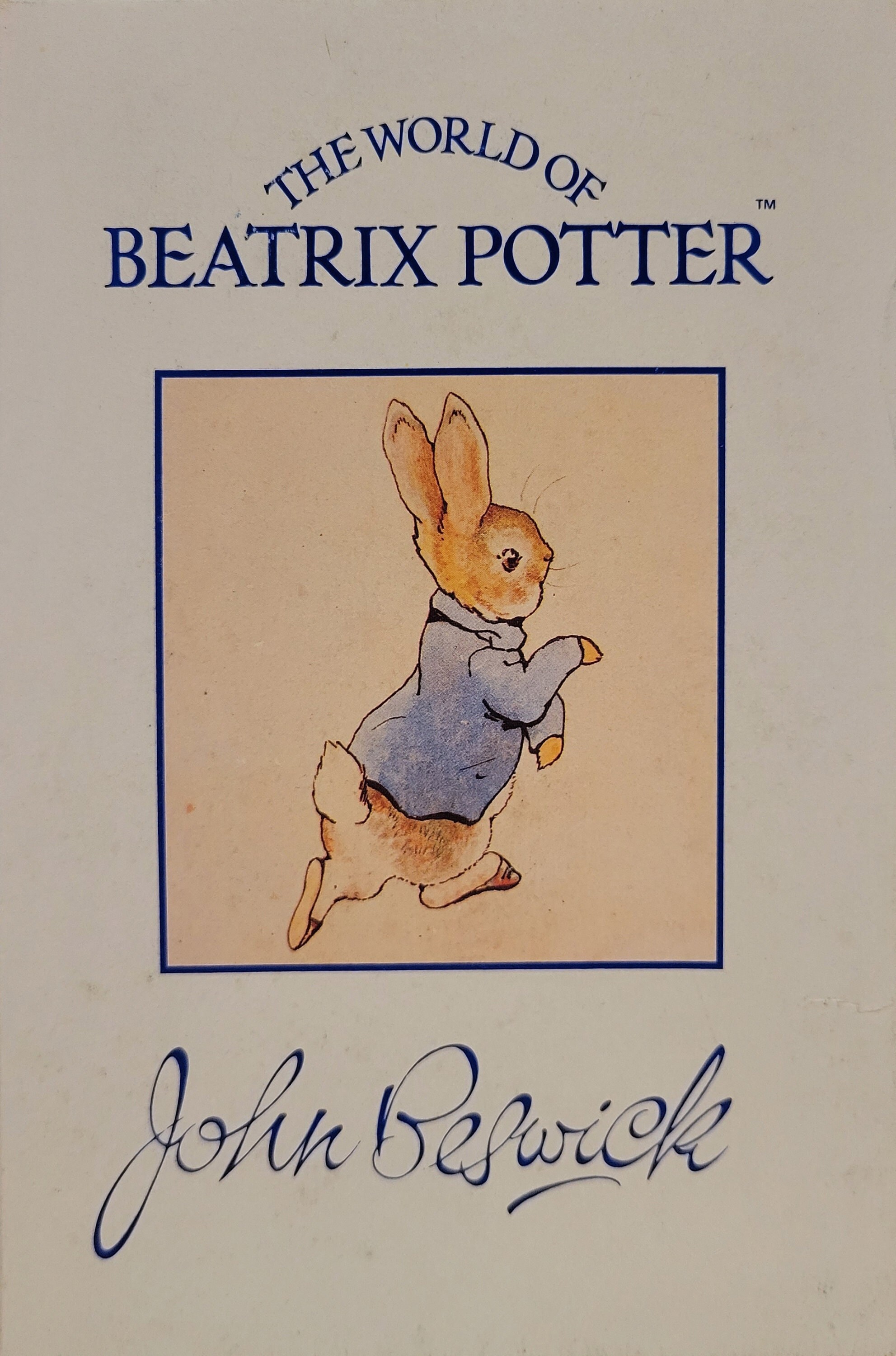 Vintage/ the World of Beatrix Potter Petter Rabbit Figurine/ Made