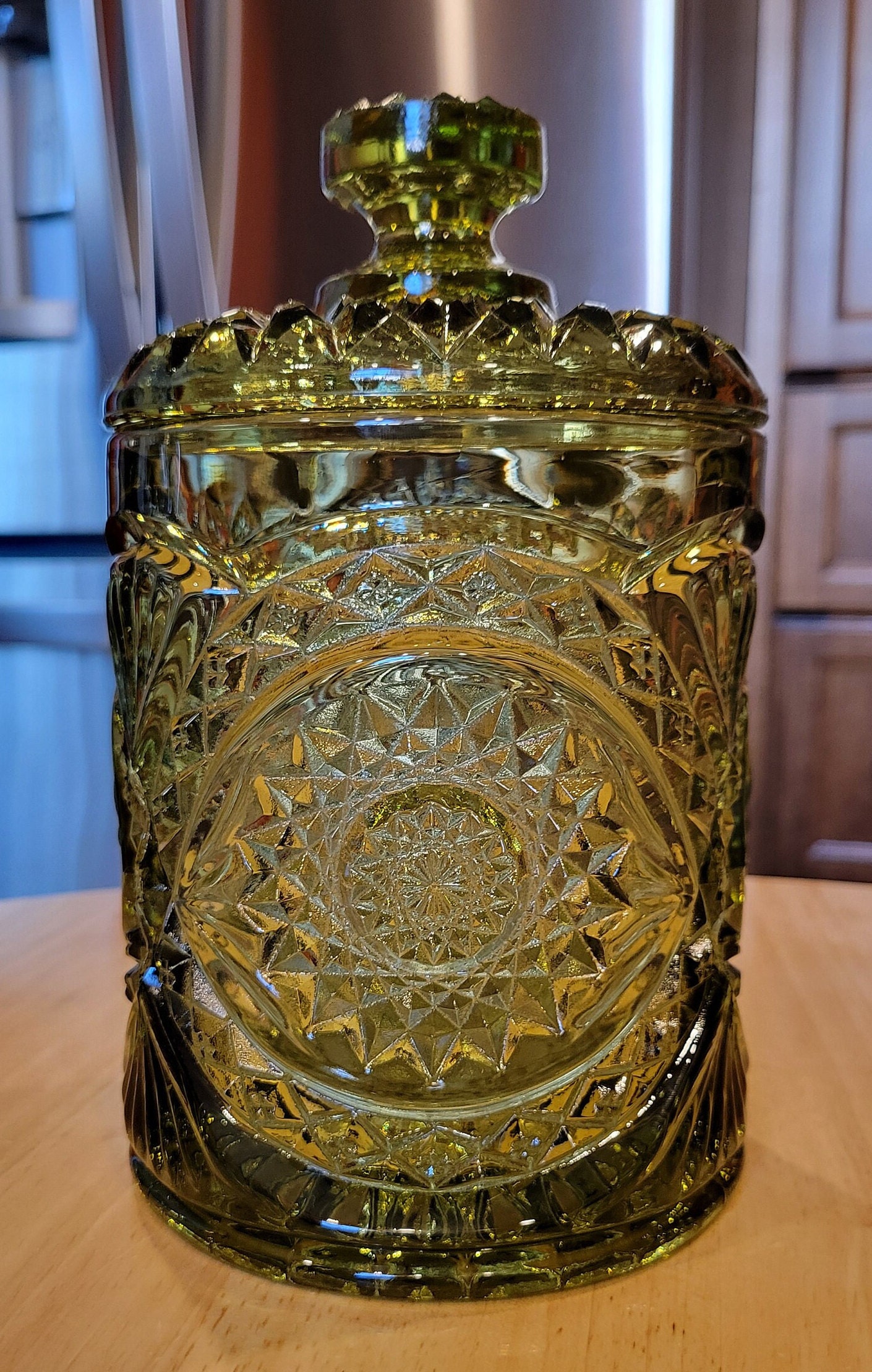 Vintage/ Imperial Glass Company Avocado Hobstar Glass