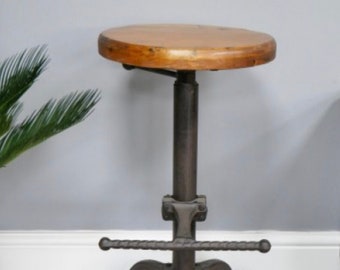 Height Adjustable Swivel Bar Stool