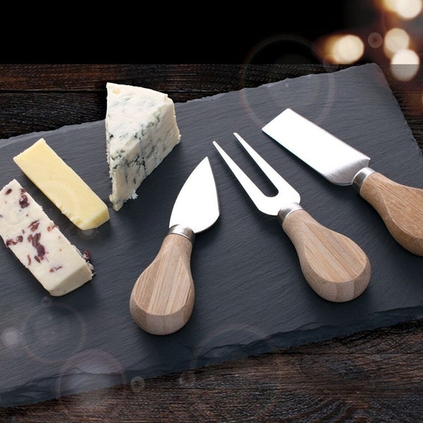 Plateau de service de fromage en ardoise et ensemble de couteaux et planche de service en ardoise avec poignées, cadeau parfait de Noël/Saint-Valentin, idée cadeau élégante