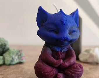 Vela con forma de gato meditando - Guardián de la Galaxia - Cósmico