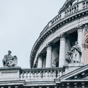 St. Paul&#39;s Cathedral, Digital Print, London Photography, England Wall Art, Instant Download, Church Printable, Europe, Downloadable Neutral