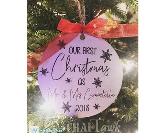 Vår första jul med snöflingor personlig prydnad - SVG - laserskuren fil - DIREKT NEDLADDNING