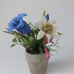 Silk Alpine flower Pot with Edelweiss, Gentian and Alpine Rose
