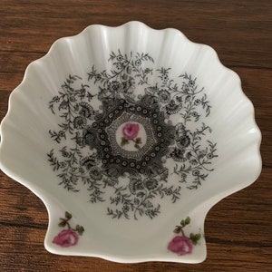 Limoges Porcelain Caviar / Trinket Dish
