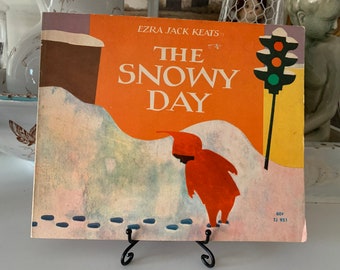 Vintage Children’s Book-The Snowy Day by Ezra Jacks Keats-2nd Softcover Printing