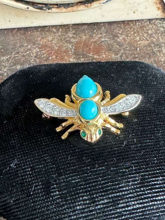 Vintage Joan Rivers Interchangeable Bee Broach