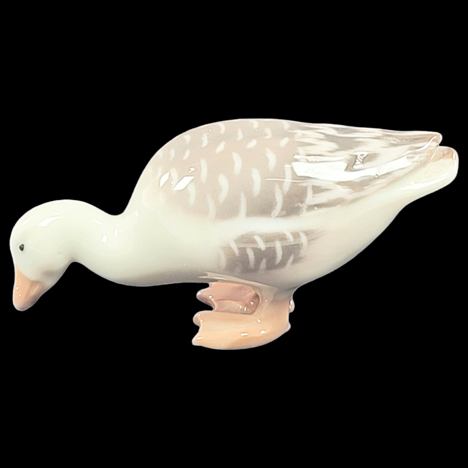 GREY GOOSE Unique Feathered Goose Statue Animal Figurine for Home Decoration 