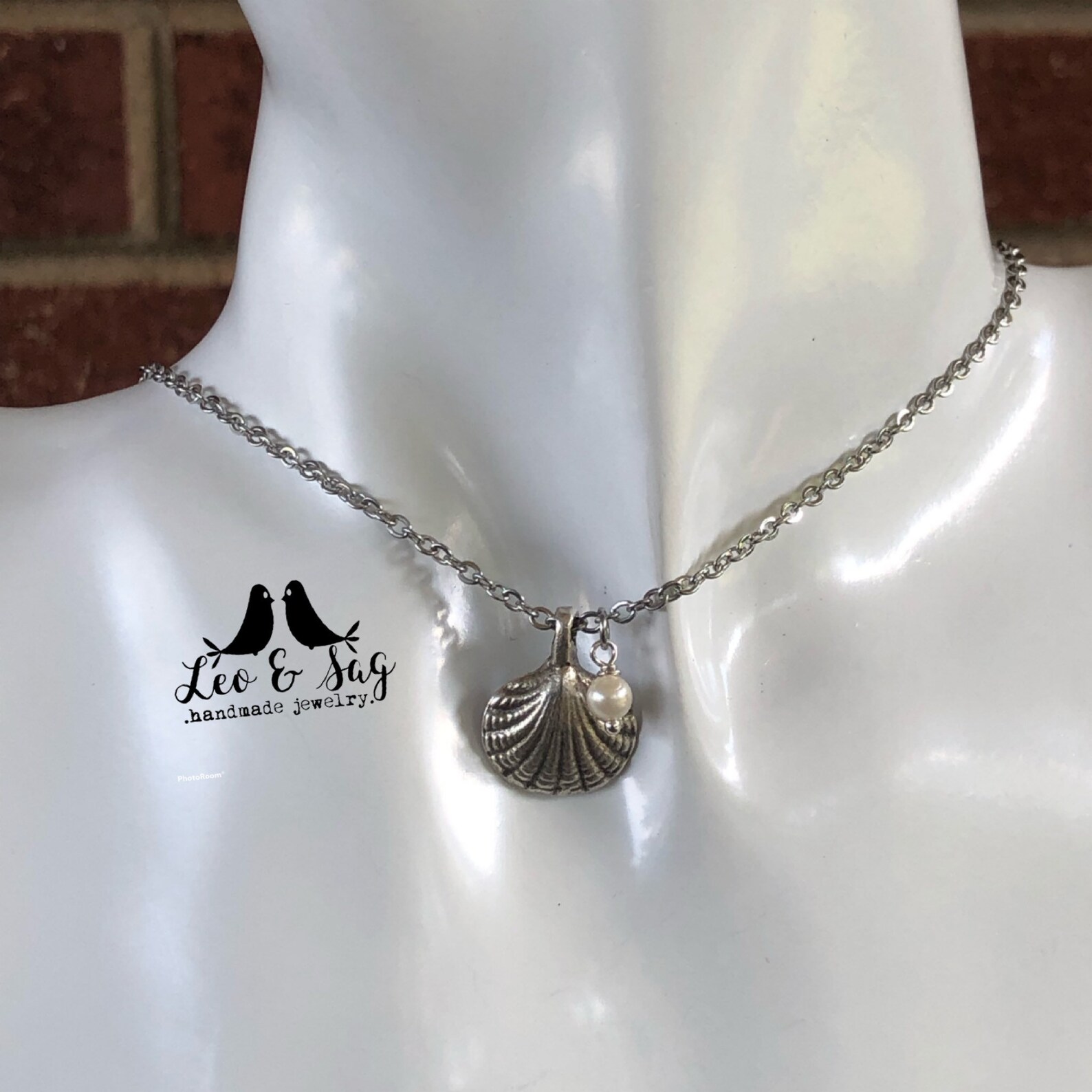 Clam Shell Necklace w Fresh Water Pearl Etsy