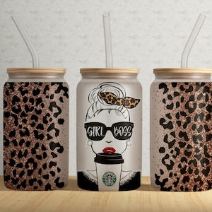 GIRL BOSS 473 ml Libbey-burk med PNG-omslag • Sublimeringsdesign i glasburk med gepardmönster • Kaffe • Glitteröverlägg