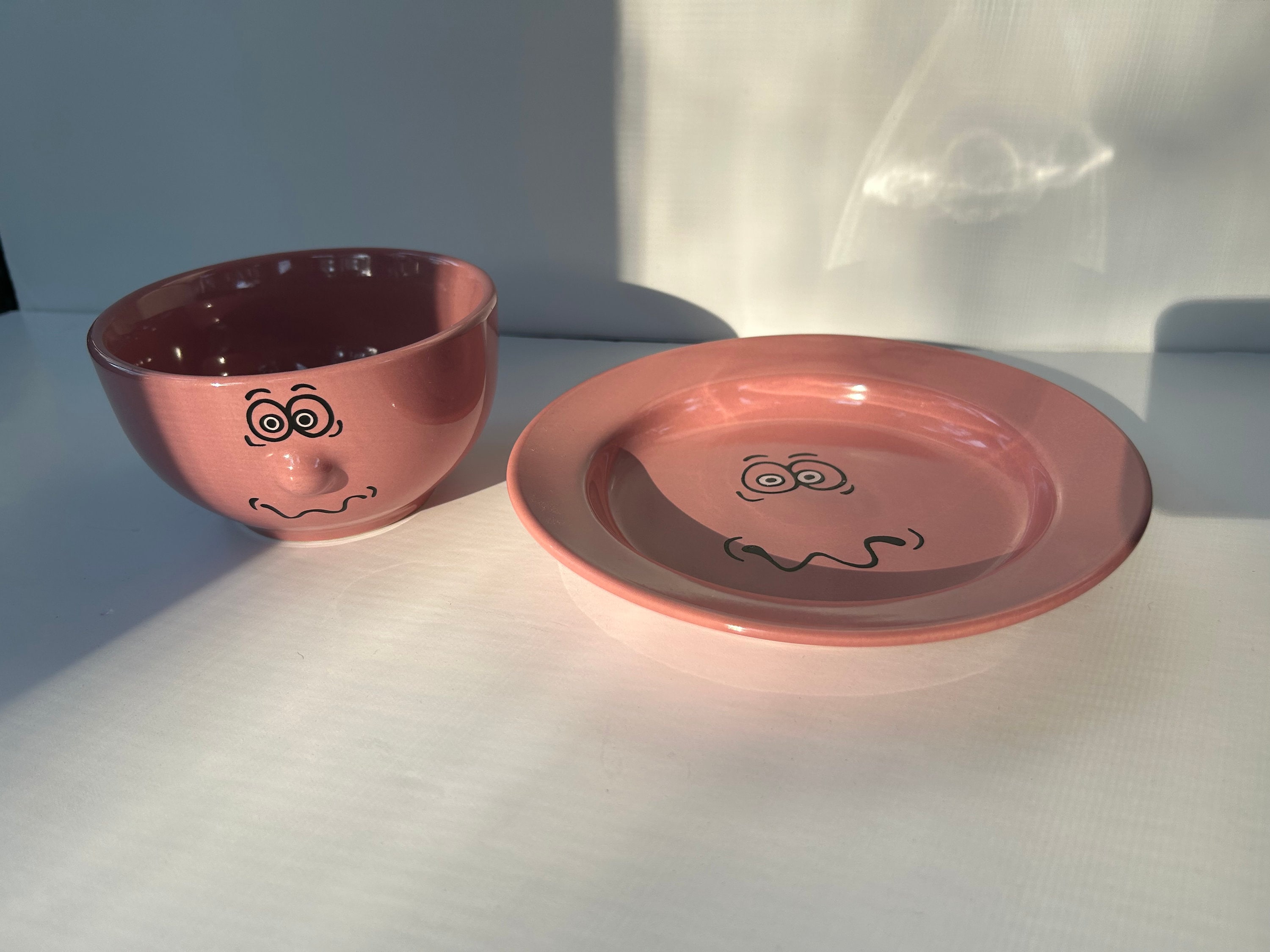 Anthromorphic Livingware Funny Face Bowl & Plate Matching Set Pink