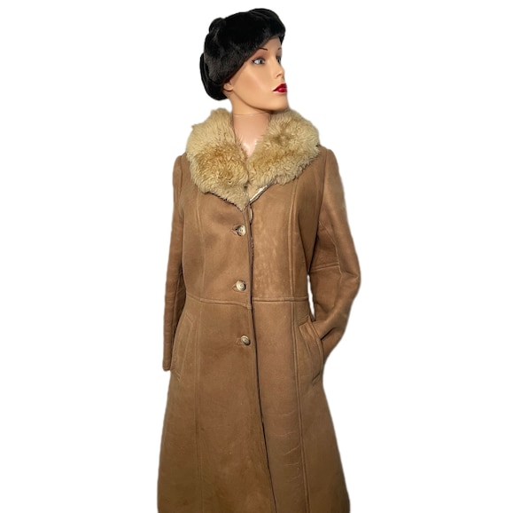 VINTAGE 1970s SEARS Shearling Sheepskin Coat / Made In Canada / Winter Coat / True Vintage