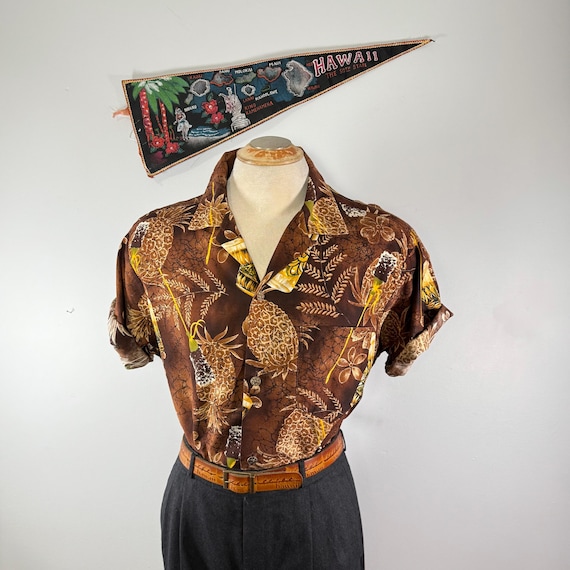 Vintage 1960s Looped Collar Hawaiian Shirt - Size XL | Tiki, Aloha Shirt, Authentic Vintage, VLV, Beach