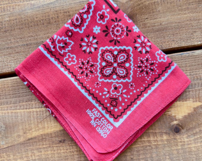 Vintage 1950's/60s Red Bandana - Fast Color - 100% Cotton - RN 13960 | Western, Handkerchief, Boho.