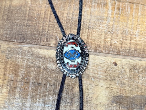 Vintage Native American Geometrical Pattern Bolo Tie - Western / Cowboy / Country / Rockabilly / Country / Canada / Accessories
