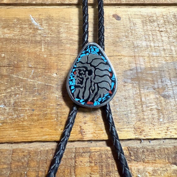Vintage Enamel Native American Bolo Tie - Western / Cowboy / Country / Rockabilly / Country / Canada / Accessories