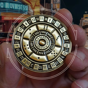 Moneda de casino de latón macizo: baraja de cartas giratoria funcional, moneda de dados, tragamonedas, mesa de ruleta, recuerdo de Las Vegas, regalo de juego con moneda de la suerte