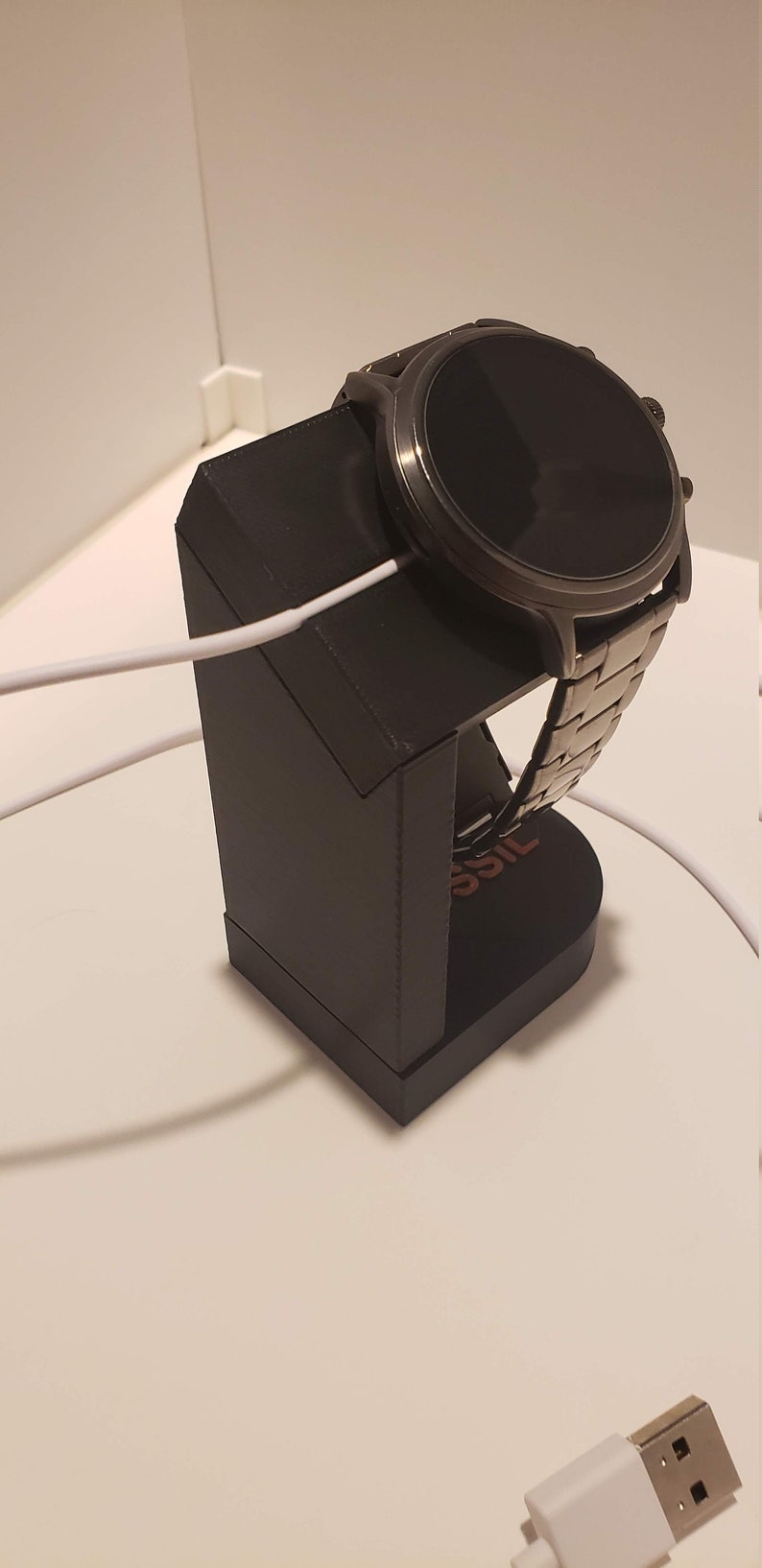 fossil watch charging stand