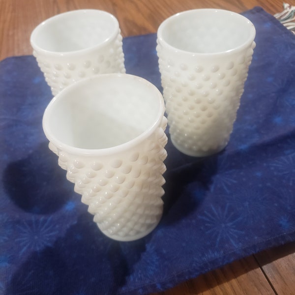 Verre de lait Hobnail