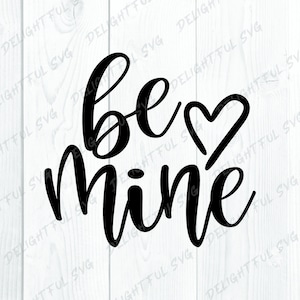 Puede incluir: Diseño gráfico en blanco y negro con el texto "be mine" y un símbolo de corazón.