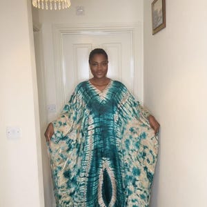 Adire Silk Boubou Dress with Head Tie: Plus Size African Kaftan 05