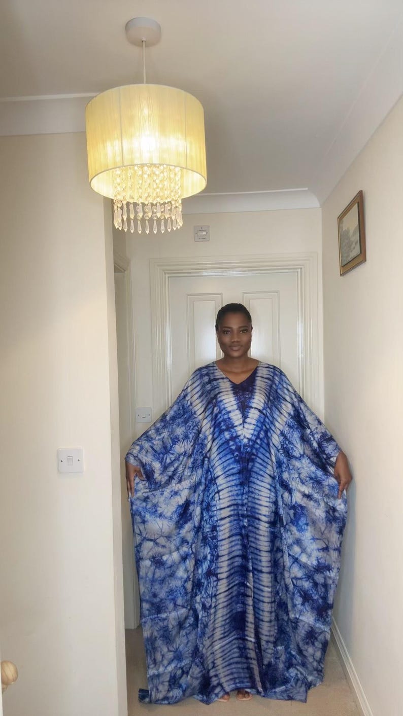 Adire Silk Boubou Dress with Head Tie: Plus Size African Kaftan 06