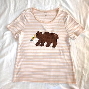 Upcycled Patchwork Women's Large Thrifted Beige Striped Tee Shirt Top Brown Bear Fishing Fish Cozy Nature Outdoor Gorpcore camp